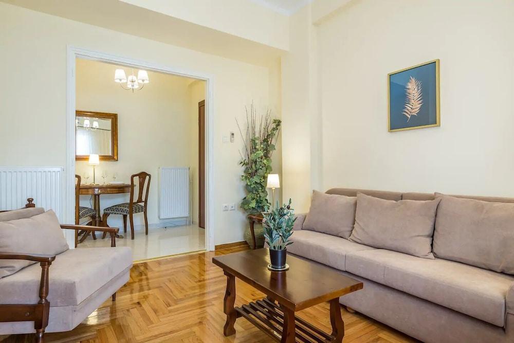 Chic Flat In Kolonaki Next To American Embassy Афины Экстерьер фото