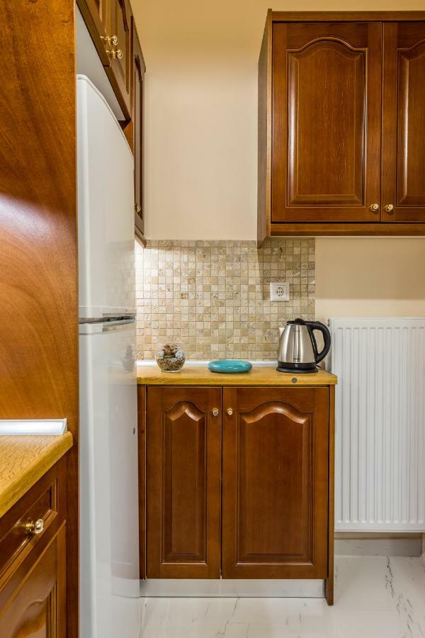 Chic Flat In Kolonaki Next To American Embassy Афины Экстерьер фото